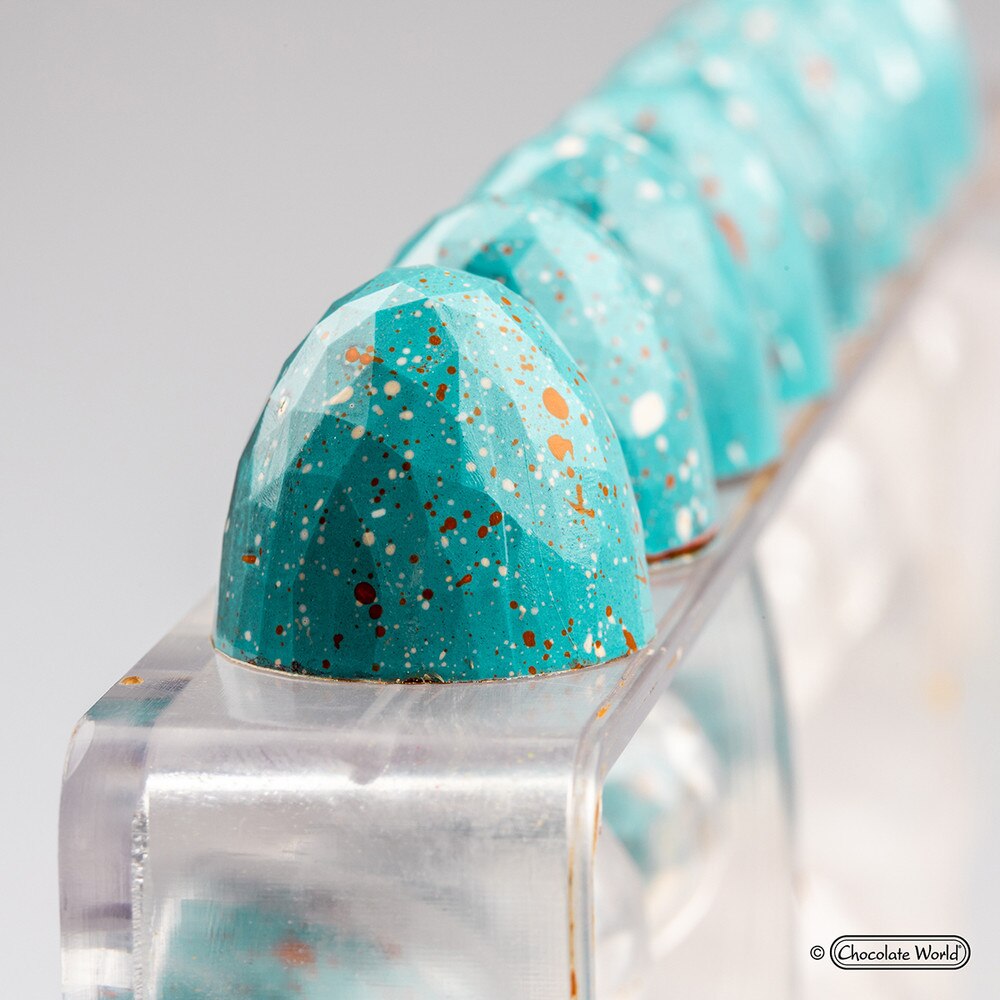 Chocolate World Mould Bullet Face